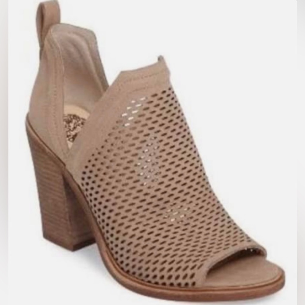 Womens Vince Camuto Kensa Peep Toe Tan/Beige Booties Size 11